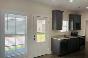 203C Cherry St, Lagrange, GA 30240 - Photo 6
