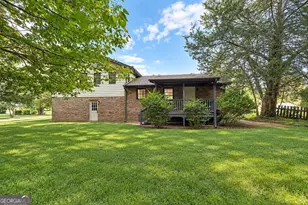 3401 San Antonio Dr, Snellville, GA 30039 - Photo 4