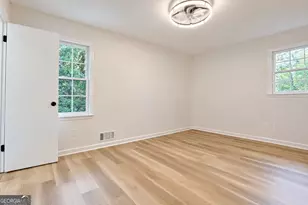 3401 San Antonio Dr, Snellville, GA 30039 - Photo 12