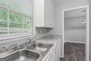 5344 Ridgemere Ct, Stone Mountain, GA 30083 - Photo 8
