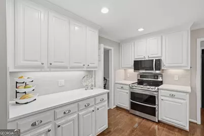 1071 Lake Washington Drive, Lawrenceville, GA 30043 - Photo 16