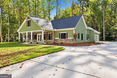 324 Fern Valley Drive, Toccoa, GA 30577 - Photo 1