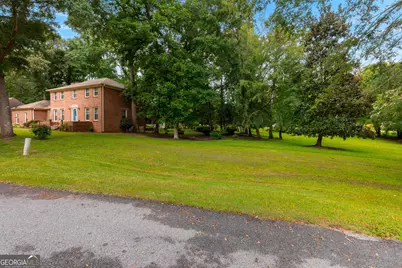 107 Springtime Drive, Warner Robins, GA 31088 - Photo 4