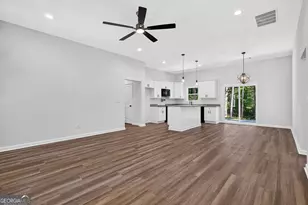 104 Harris St, Griffin, GA 30223 - Photo 4