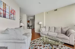 3338 Peachtree Rd NE, Atlanta, GA 30326 - Photo 10