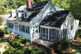 803 Dolvin Ave, Union Point, GA 30669 - Photo 1