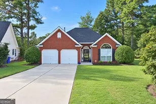 145 Cloverwood Dr, Fayetteville, GA 30215 - Photo 1