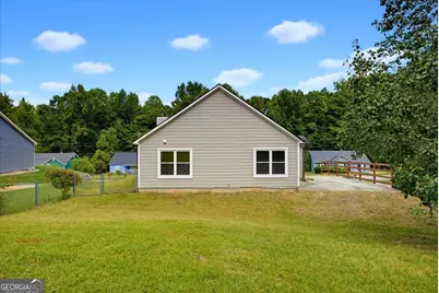 910 Winterside Lane, Atlanta, GA 30349 - Photo 18