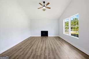 910 Winterside Ln, Atlanta, GA 30349 - Photo 4