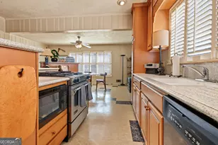 2 Brookside Dr, Newnan, GA 30263 - Photo 32