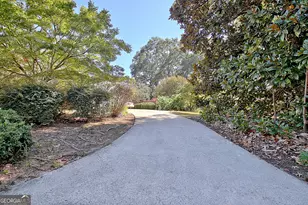 2 Brookside Dr, Newnan, GA 30263 - Photo 2