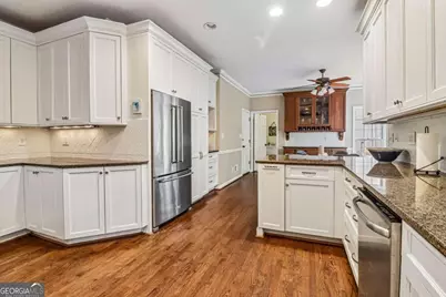 415 Holly Stream Trail, Roswell, GA 30075 - Photo 10