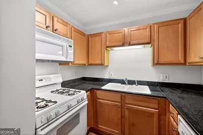 1990 Wellbourne Drive NE #APT 7, Atlanta, GA 30324 - Photo 18