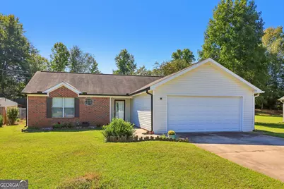 22 Canterbury Drive, Grantville, GA 30220 - Photo 4