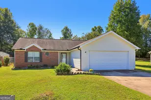 22 Canterbury Dr, Grantville, GA 30220 - Photo 4