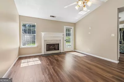 22 Canterbury Drive, Grantville, GA 30220 - Photo 10