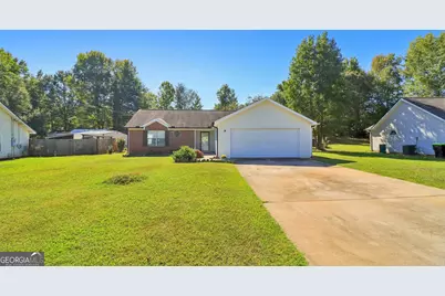 22 Canterbury Drive, Grantville, GA 30220 - Photo 1