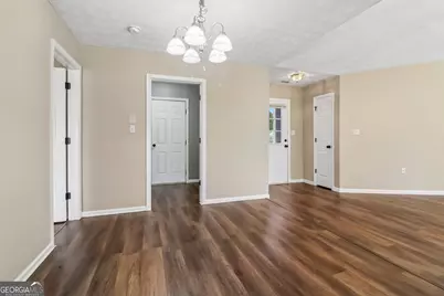 22 Canterbury Drive, Grantville, GA 30220 - Photo 16