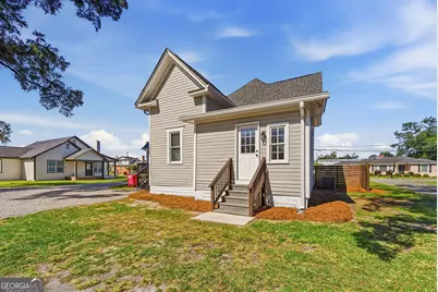 204 Fair Street, Baxley, GA 31513 - Photo 12