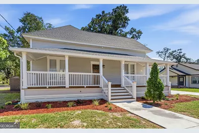204 Fair Street, Baxley, GA 31513 - Photo 1