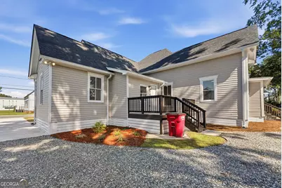 204 Fair Street, Baxley, GA 31513 - Photo 10
