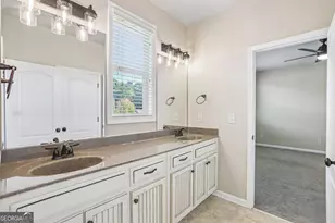 219 Highwoods Pkwy, Newnan, GA 30265 - Photo 34