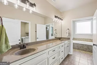 219 Highwoods Parkway, Newnan, GA 30265 - Photo 38