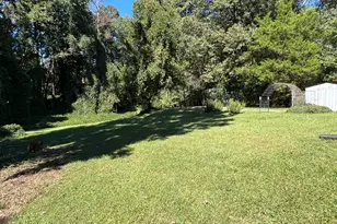 4101 Springlake Cir, Buford, GA 30519 - Photo 24