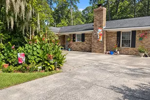 18 E Stillwood Cir, Savannah, GA 31419 - Photo 2