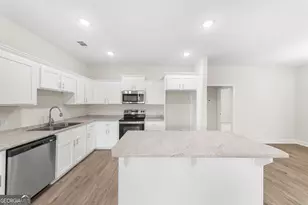 163 Landmark Cir, Statesboro, GA 30458 - Photo 8