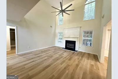6681 Point Of Woods Drive, Stone Mountain, GA 30087 - Photo 12