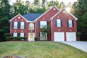6681 Point of Woods Dr, Stone Mountain, GA 30087 - Photo 2