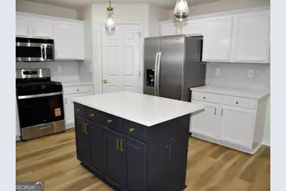 6681 Point Of Woods Drive, Stone Mountain, GA 30087 - Photo 20