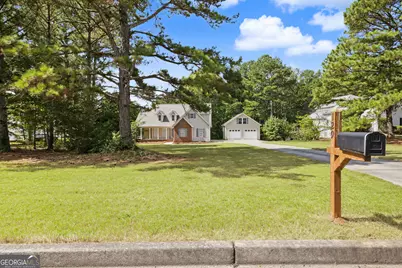 129 King Richard Drive, Griffin, GA 30223 - Photo 2