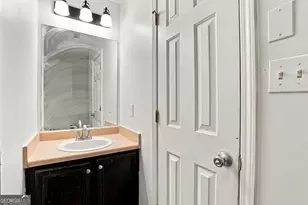 8260 Oakley Cir, Union City, GA 30291 - Photo 30
