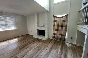 1086 Village Rd, Stone Mountain, GA 30088 - Photo 4