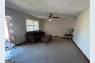 118 S Palm Drive, Brunswick, GA 31525 - Photo 2