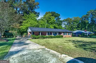 219 Westwood Dr, Lagrange, GA 30240 - Photo 1