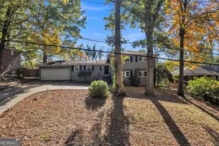 2363 Oakridge Ct, Decatur, GA 30032 - Photo 2