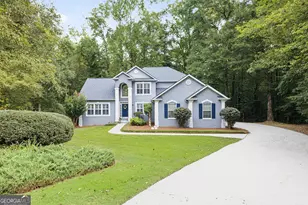 35 Parlor Cir, Sharpsburg, GA 30277 - Photo 2