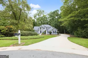 35 Parlor Cir, Sharpsburg, GA 30277 - Photo 1