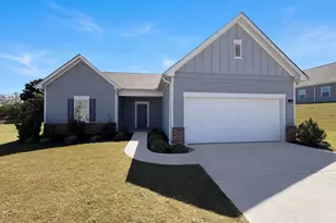 62 Pond Ct, Hoschton, GA 30548 - Photo 1