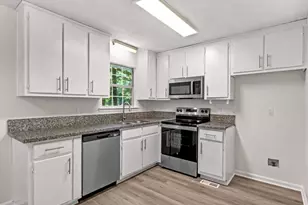 215 Sherwood Loop, McDonough, GA 30253 - Photo 4