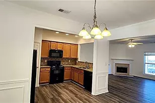 1729 Coleville Oak Ln, Lawrenceville, GA 30046 - Photo 6