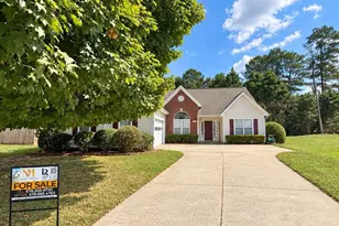 2214 Oakland Farm Dr, Lawrenceville, GA 30044 - Photo 4