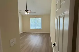 2214 Oakland Farm Dr, Lawrenceville, GA 30044 - Photo 18