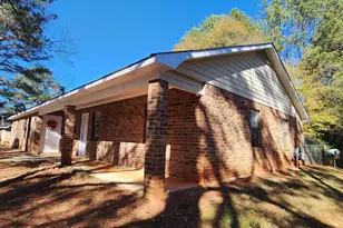 144-146 W Paces Dr, Athens, GA 30605 - Photo 2