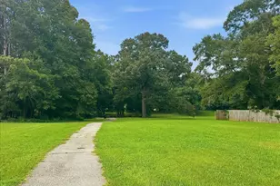 317 Angela Ave, Bowdon, GA 30108 - Photo 70