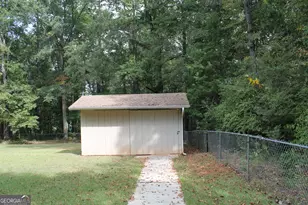 436 Twinwood St, Thomaston, GA 30286 - Photo 4