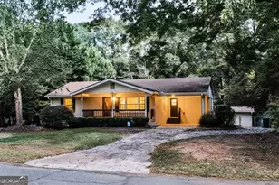 436 Twinwood St, Thomaston, GA 30286 - Photo 1